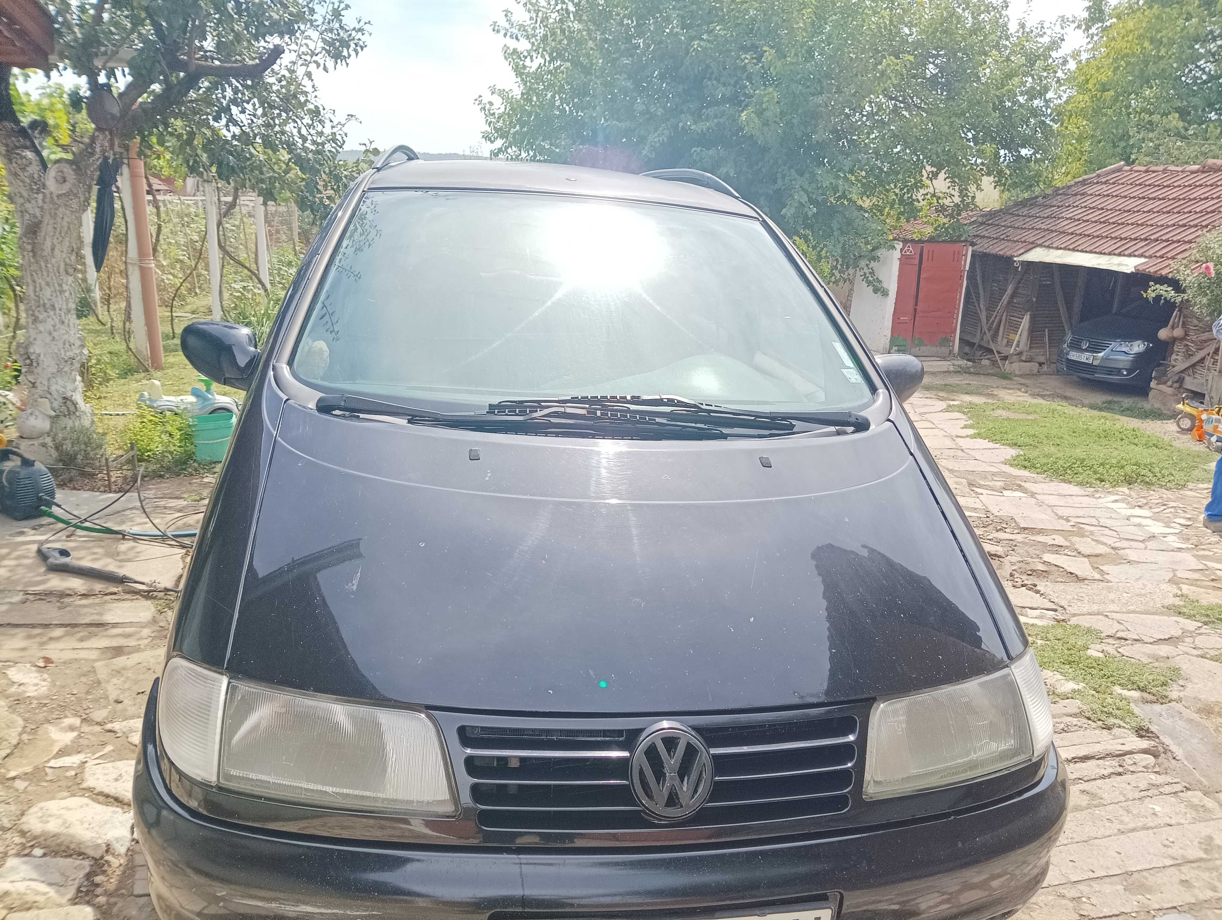 Продава се VW Sharan