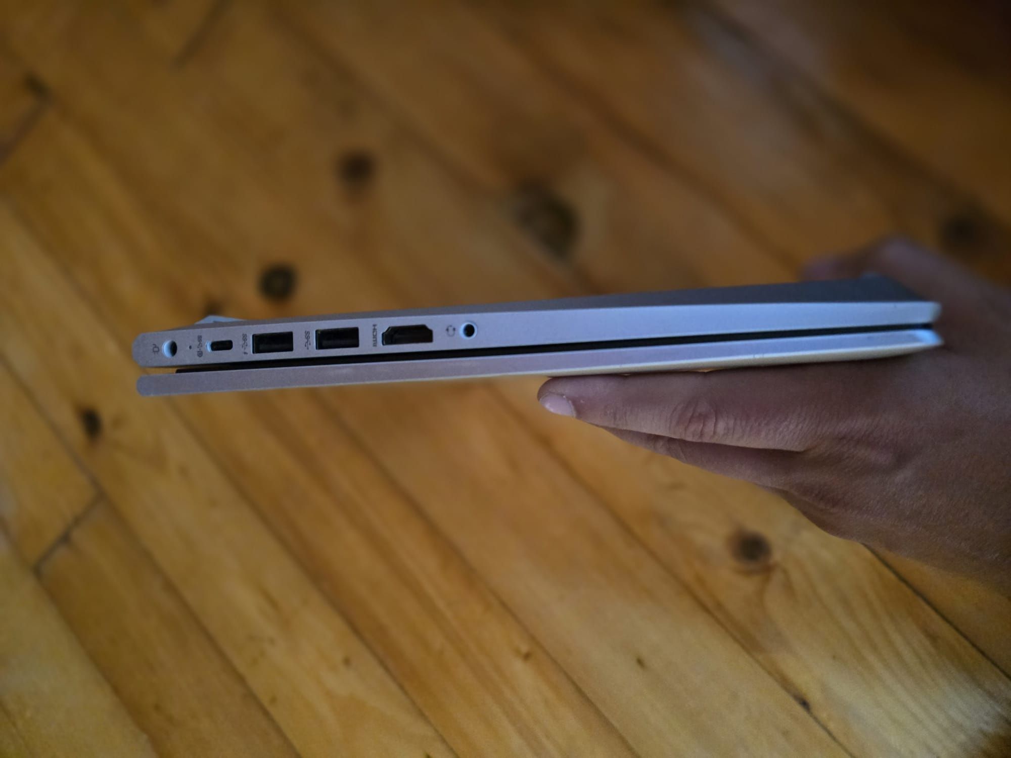 HP probook 445 g8 AMD ryzen 3 5400u