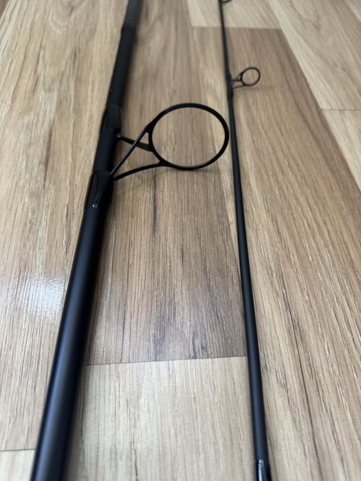 Vand 2 lansete spod marker fox