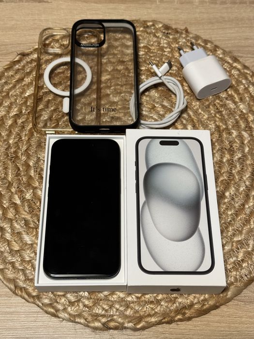 iPhone 15 Black, 90% baterie , ca nou, la cutie