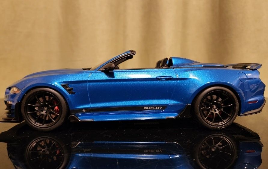 Macheta scara 1/18 Ford Mustang