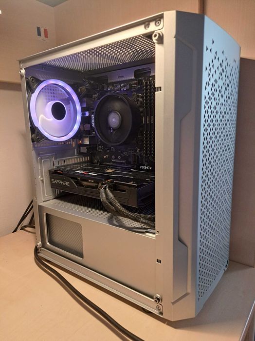 Desktop PC Gaming (R5 1600AF/ RX 5500 XT 8GB/ 32GB RAM)