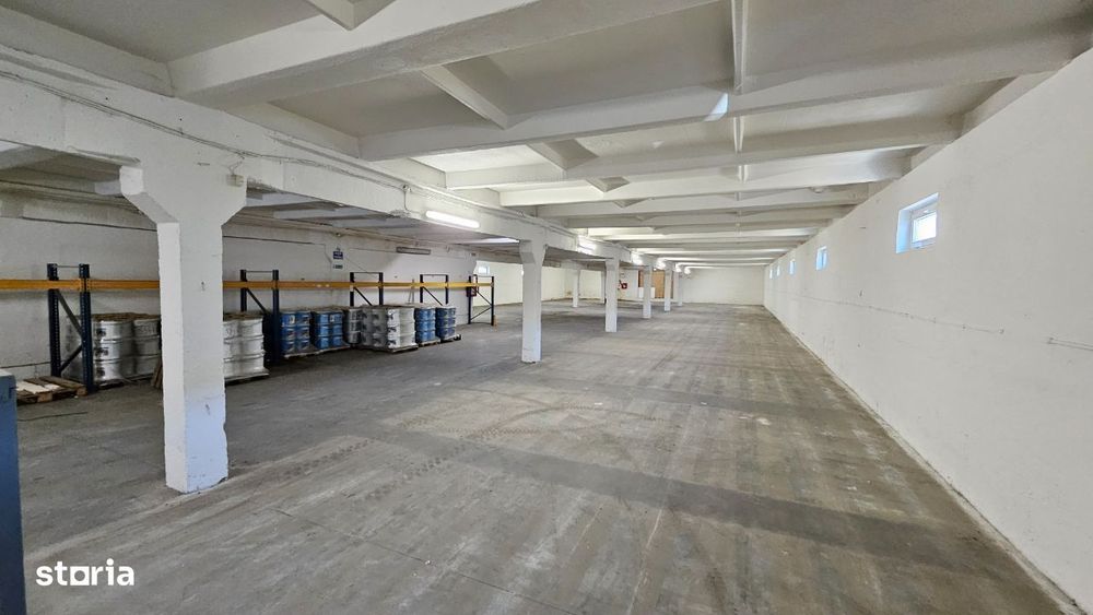 De închiriat 900 mp hală|depozit 2 euro/mp Calea Borșului 45|Oradea