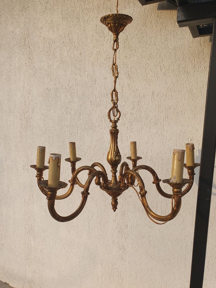 Lustra candelabru vintage din bronz  masiv vechi  Provenienta Franta