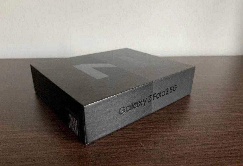 Samsung Galaxy Z Fold 3 5G; 256 GB; Black; Sigilat