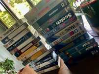 25 de casete video VHS, traduse, ca noi, extrem de ingrijite