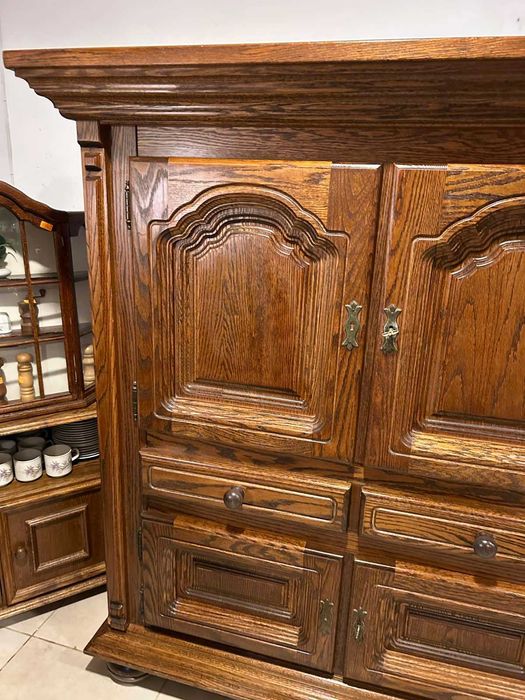 Масивен Дъбов шкаф Холандия