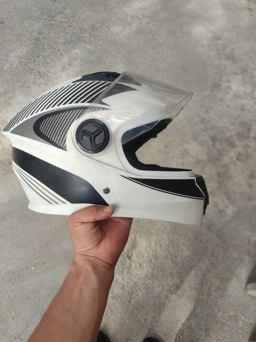 Moto shlem arzon narxda sotiladi