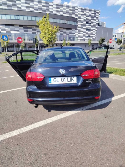 VW Jetta 2011 1.6 TDI 105CP Piele