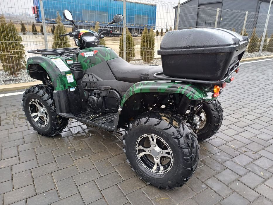 Atv.  cf..moto .