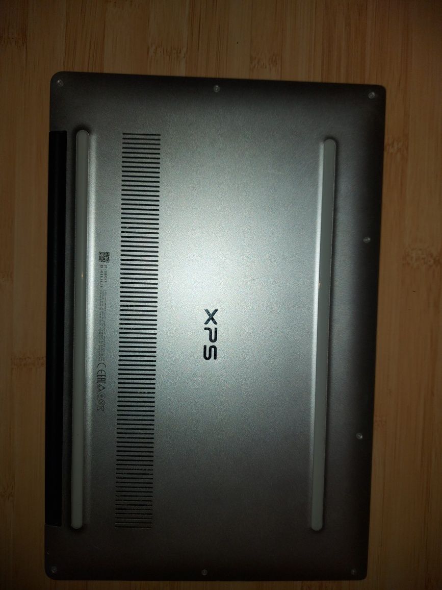 Dezmembrez laptop Dell XPS 13 9370 funcțional