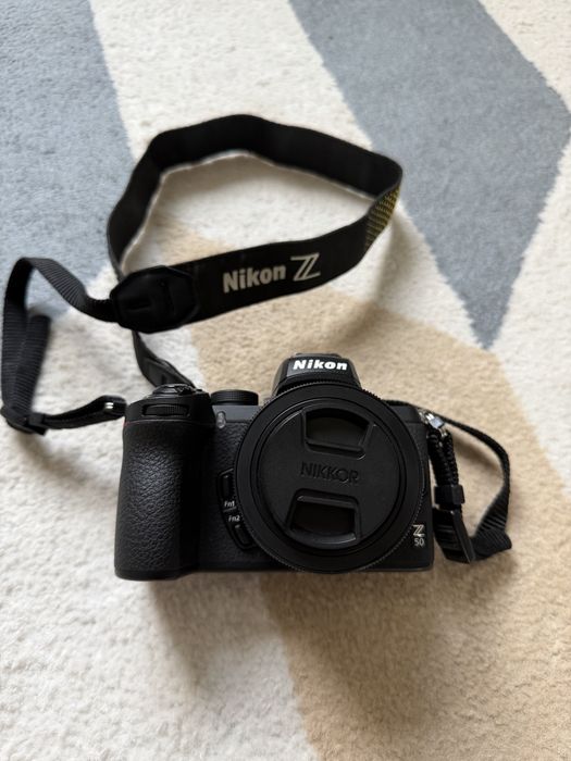 Nikon Z50 с обектив Nikkor Z DX 16-50mm f/3.5-6.3 + чантичка