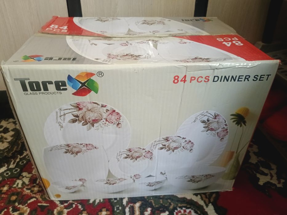 Набор пасуды 12персона 84предмета новая