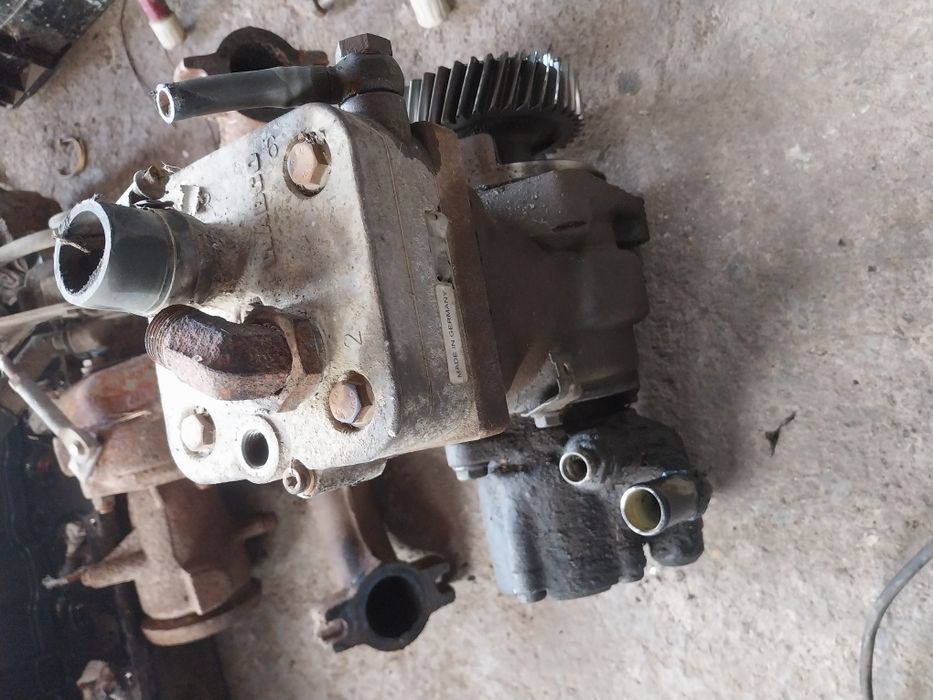 Vând pt Mercedes atego compresor, turbina, chiulasa, pompe motorina