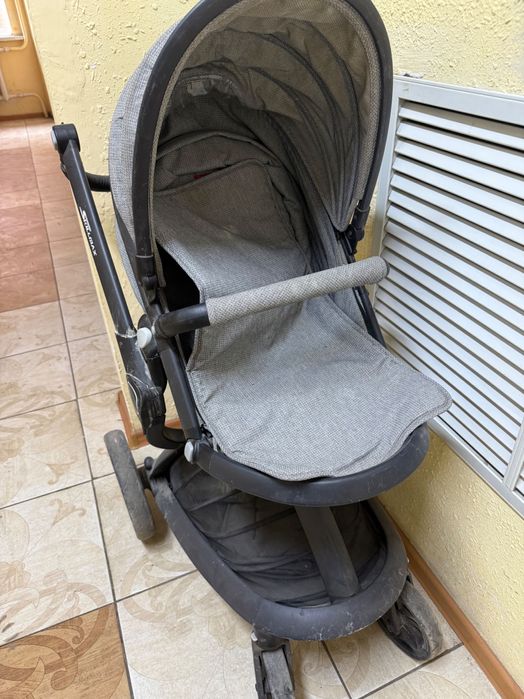 Продам б/у коляску