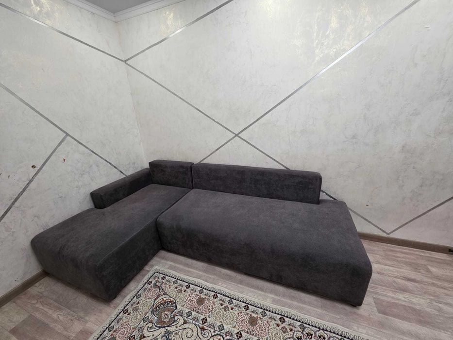 Продам диван типа модерн