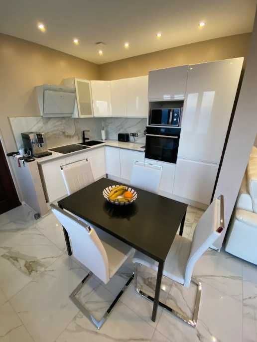 Дава се под наем Тристаен апартамент в Пловдив, Каменица 2 - 91 кв.м за 367.2 € - Снимка #2