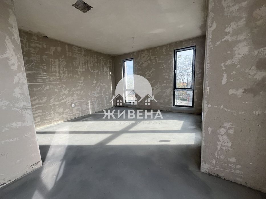 Продавам нова двуетажна къща, м-т Траката, РЗП: 140 кв.м