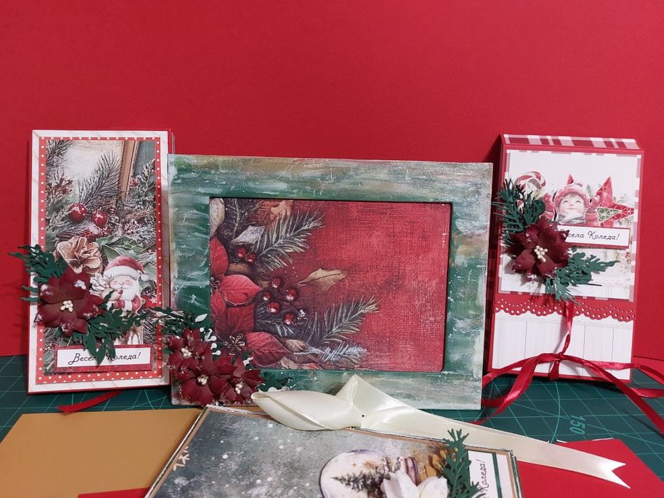 Коледна рамка и коледнали картички