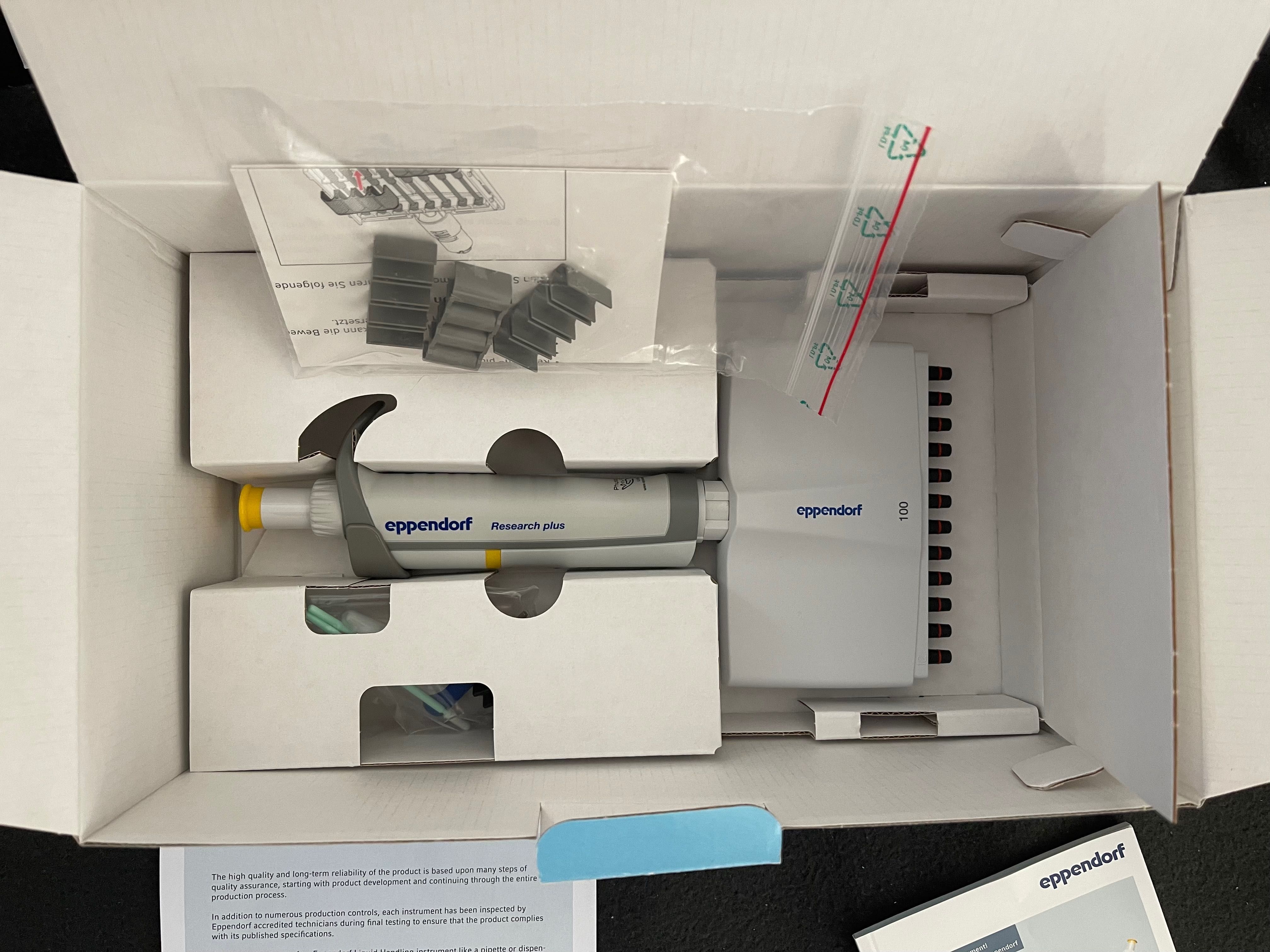 Pipeta Eppendorf Multi 12-channel 10 - 100 ul