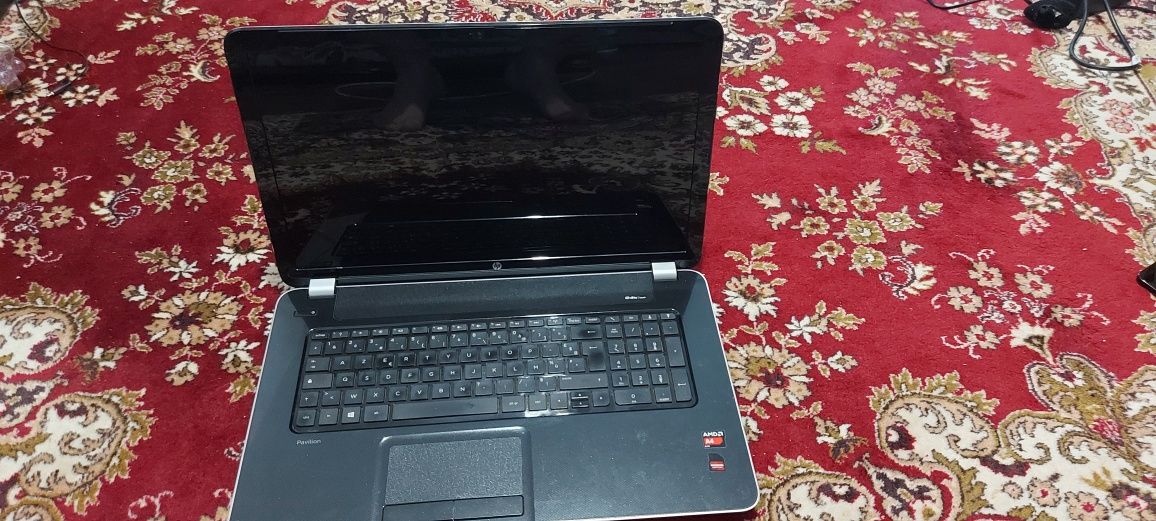 Laptop HP 17 nou