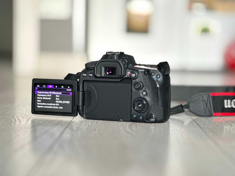 Canon EOS 90D 18-135 mm Kit