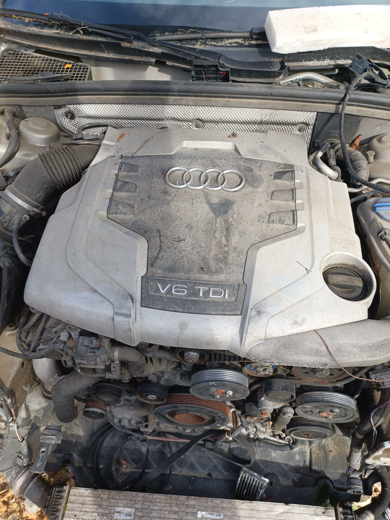 Audi A4 B8 3.0 245 4х4 на части