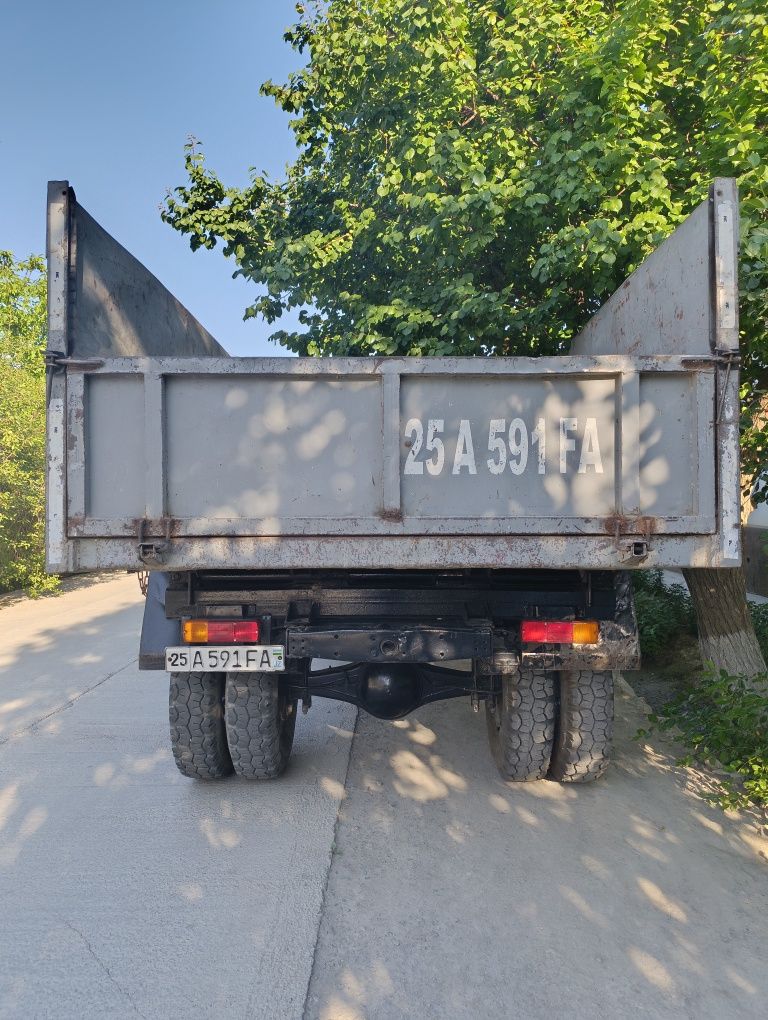 Gaz 53 samasval sotiladi