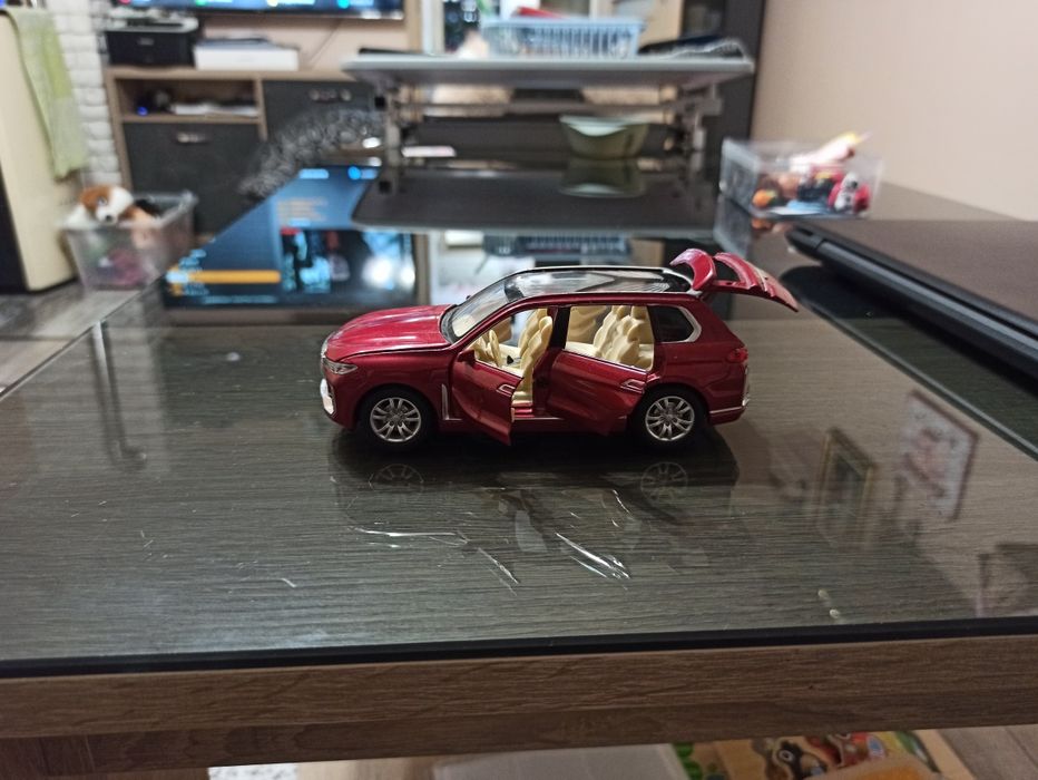 Метална колекционерска количка BMW