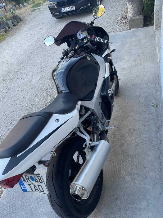Suzuki GSX-R K3 600