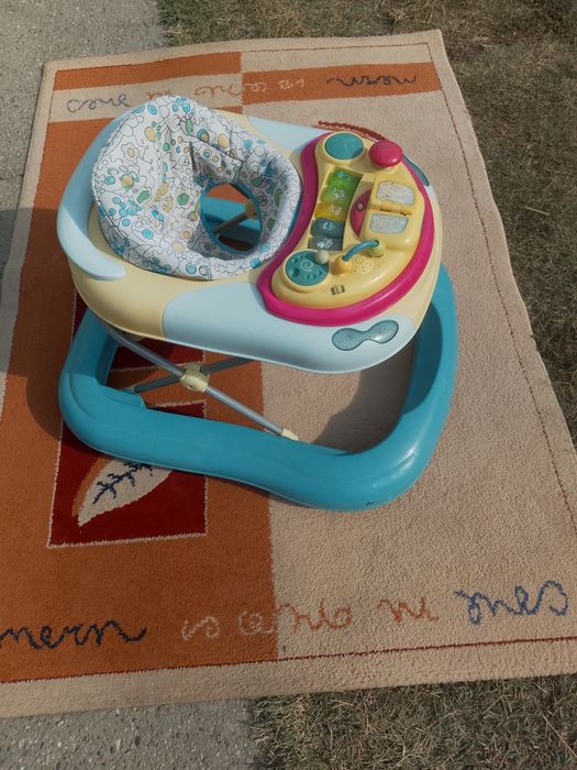 Vănd scaun de masă ptr bebeluș ,rotobil și barieră de protecție pat