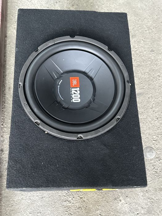 Jbl sambufer 1200w yengi 2 oy ishlatildi
