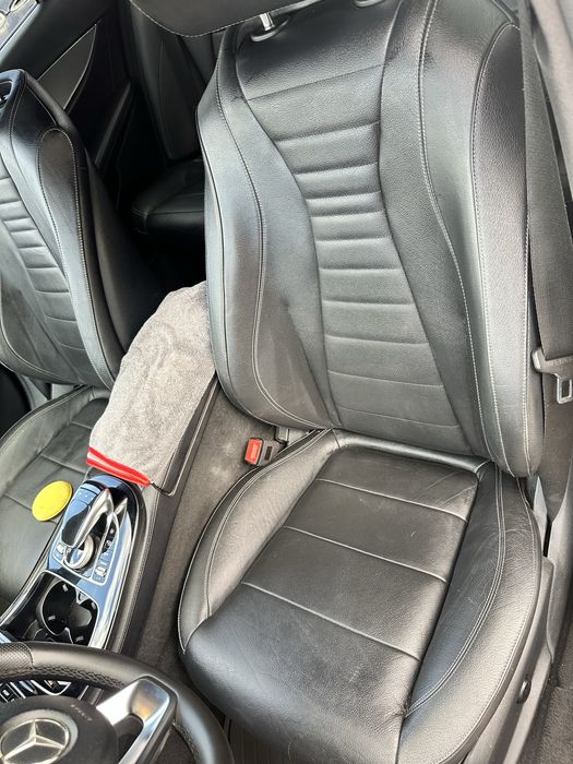 Предни Седалки за мерцедес w213 2018