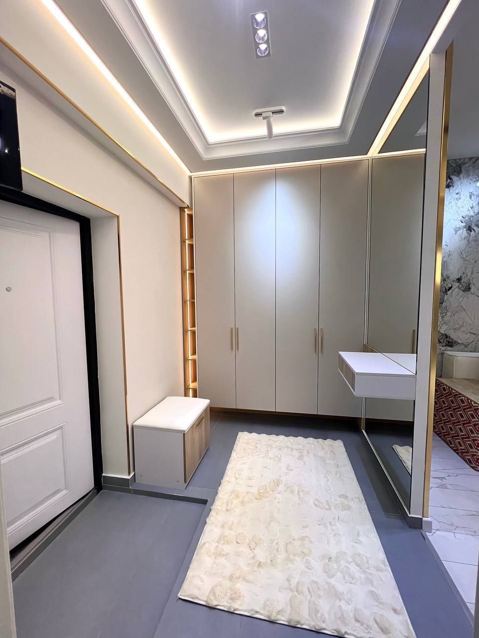 ПРОДАЁТСЯ НОВОСТРОЙКА 2/3/9
Махтумкули ЖК Poytaxt
Residence ор-р "Макр