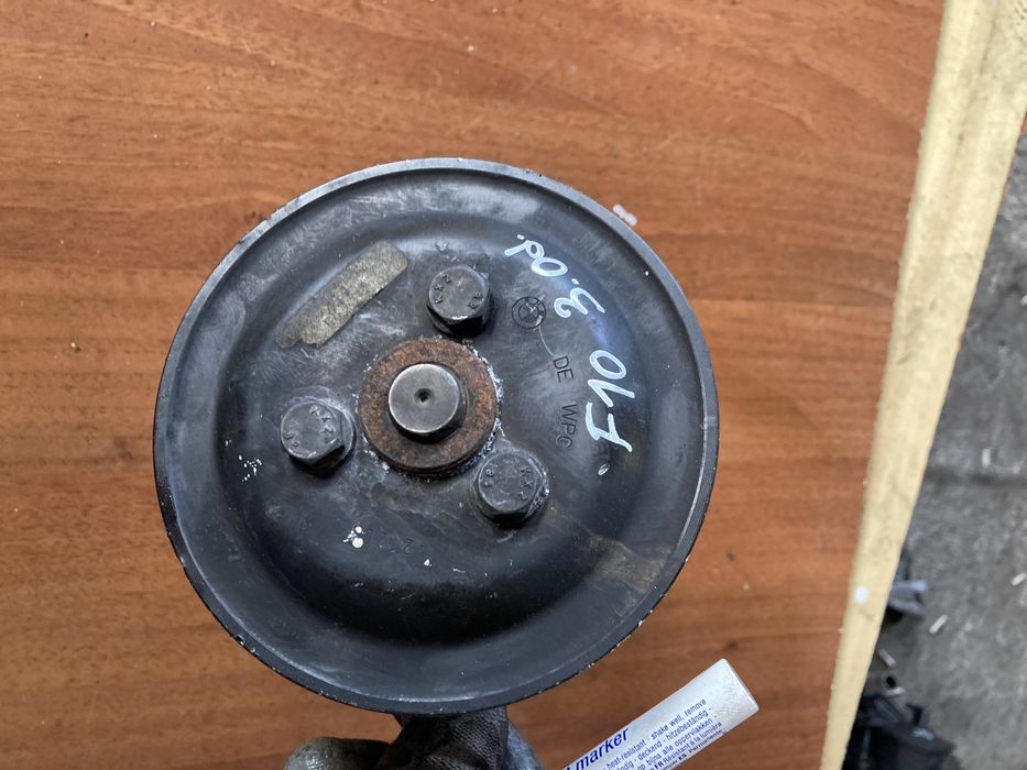 Bmw F10 3.0 d Хидравлична Помпа