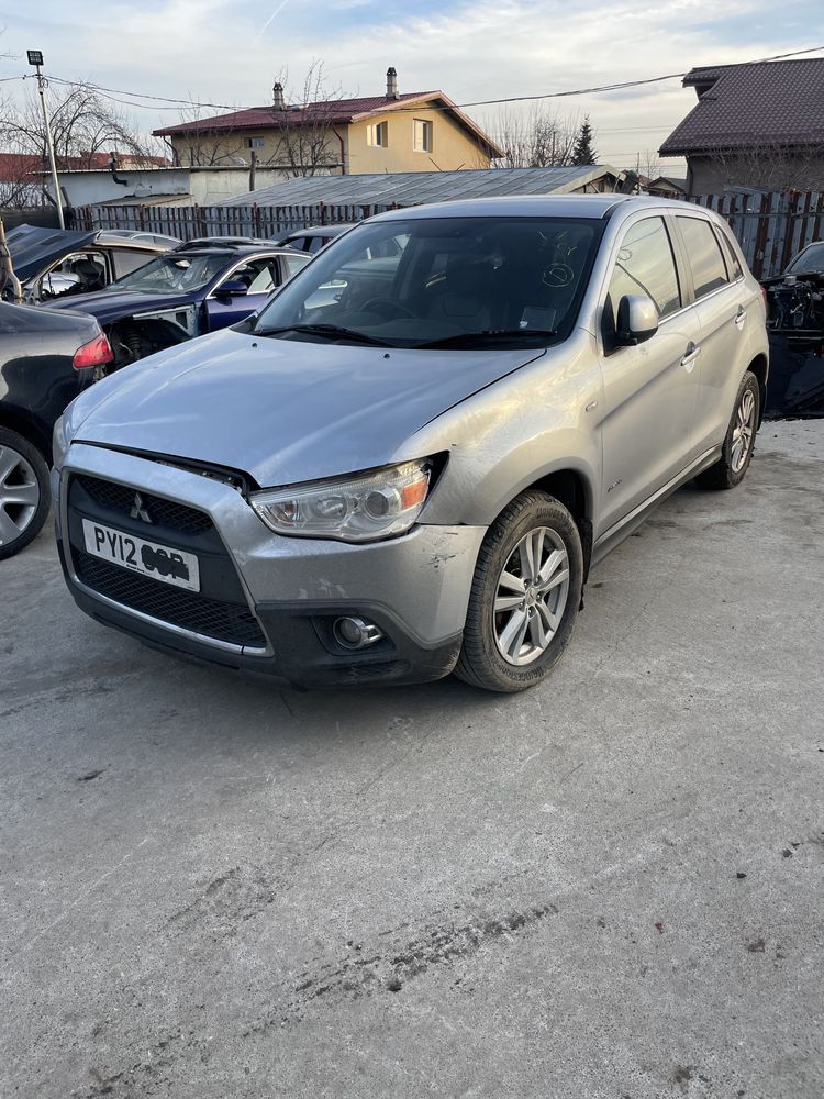 Dezmembrez Mitsubishi ASX 4DI-D 1.8 diesel