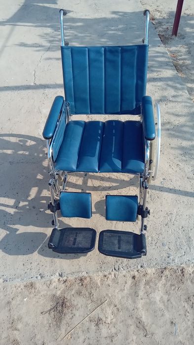 Инвалидной коляска.