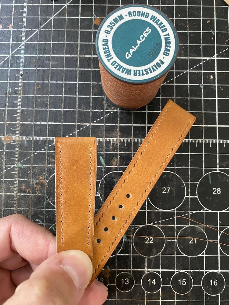 Curea pentru ceas handmade din piele de lux Shell Cordovan