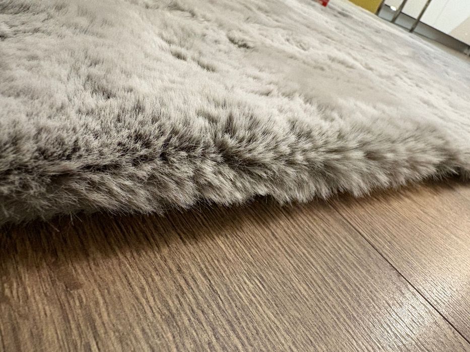 Килим с дълъг косъм