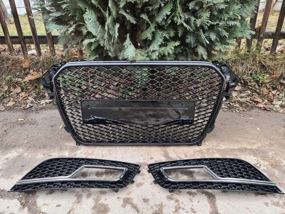 Grila pentru AUDI A4 B8 Facelift (2012-2015) RS Design Negru Lucios