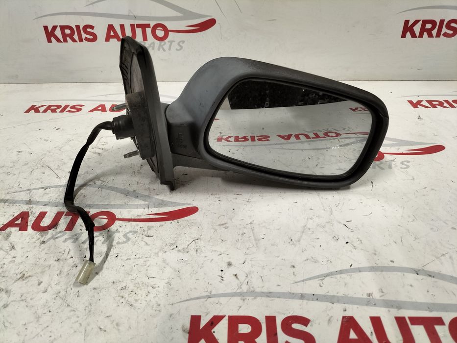 Дясно Огледало Toyota Corolla / Тойота Корола хечбек 2003г.