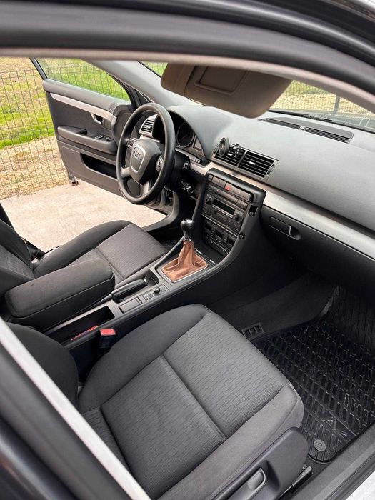 Vând.  Audi A4.B7