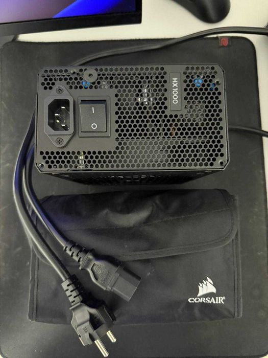 Sursa Corsair HX1000 80 Plus Platinum