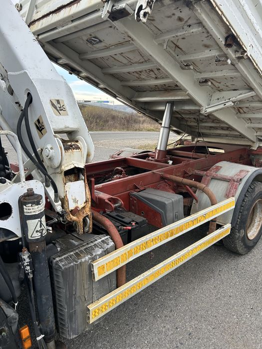 Iveco Eurocargo 10t 150cp basculabil cu macara ,schimb cu toyota hilux