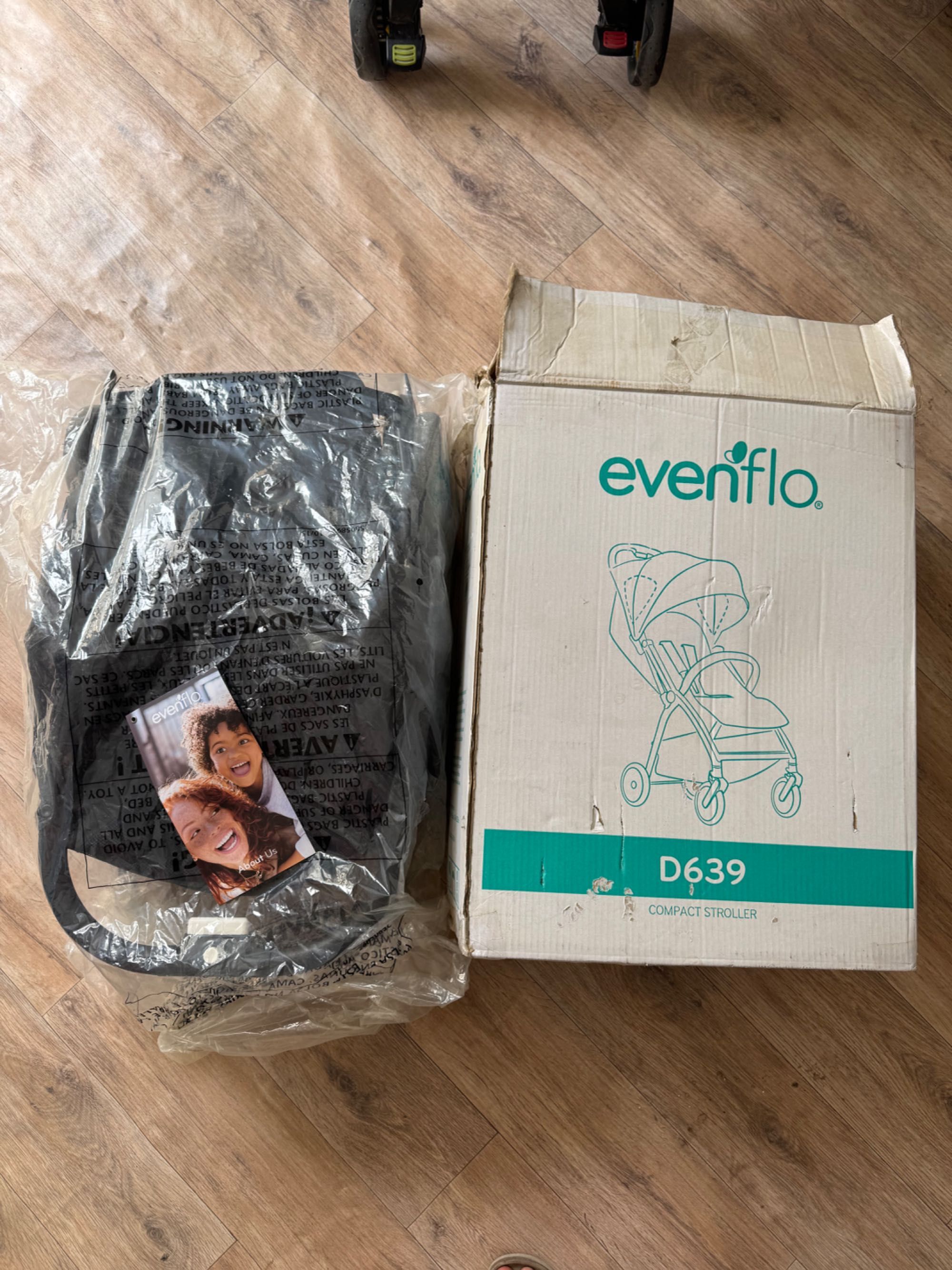 Коляска Evenflo stride