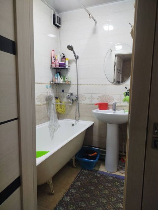 ПРОДАЁТСЯ КВАРТИРА  Чиланзарский район Ориентир: 20 квартал