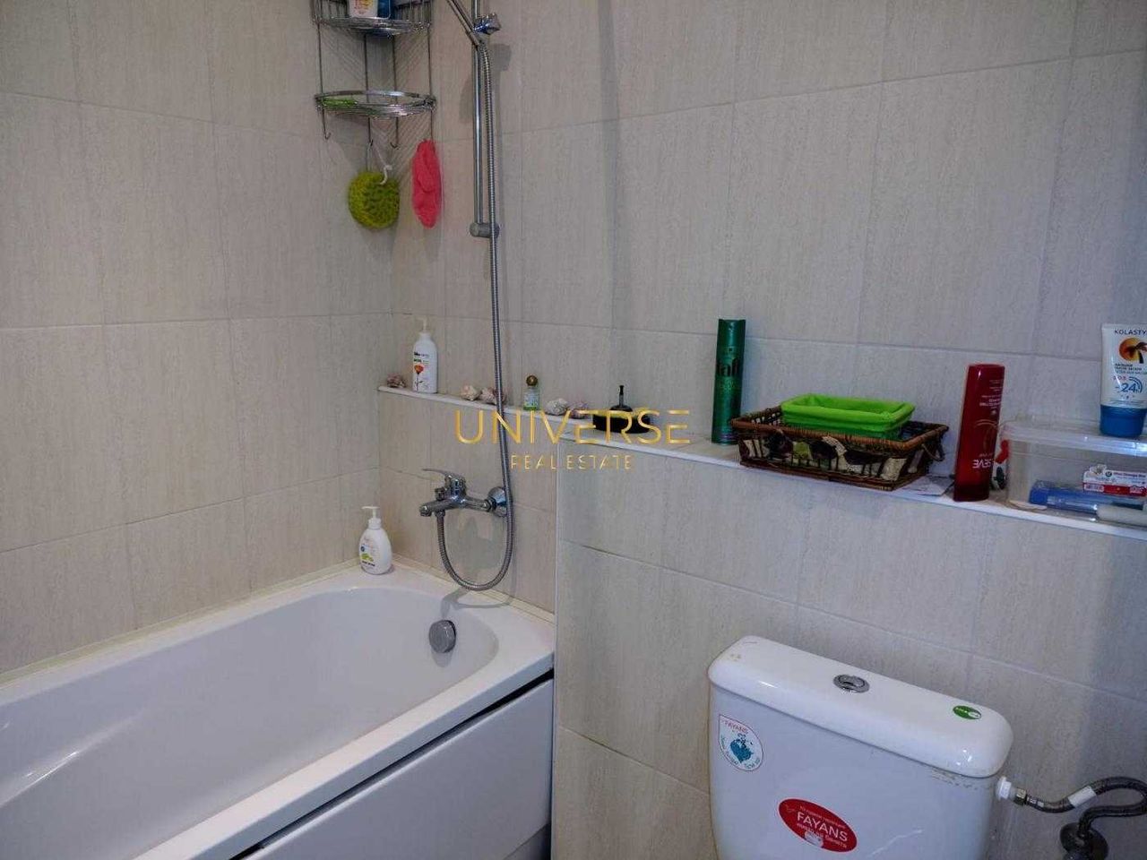 Продава се Тристаен апартамент в к.к. Слънчев бряг - 90 кв.м за 956 €/кв.м - Снимка #9