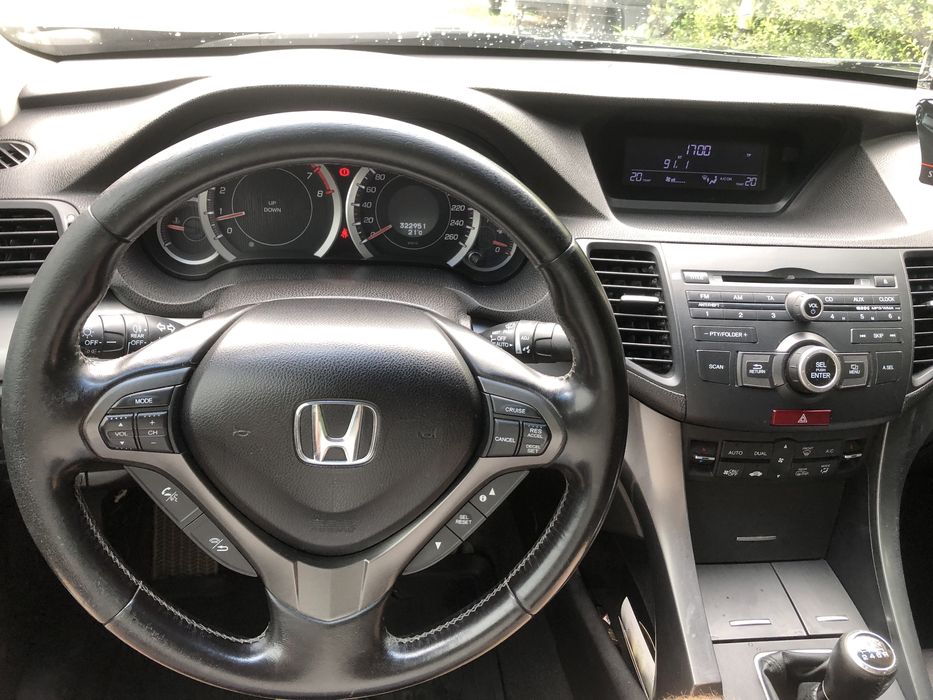 Honda Accord CU1 2012 benzina manuala