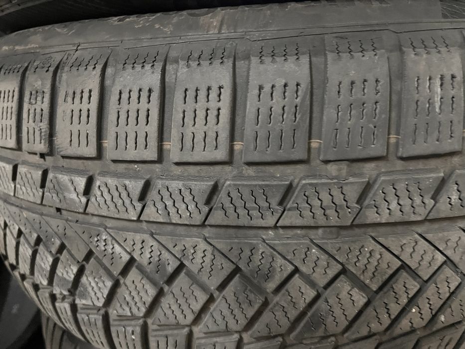 Anvelope Iarna Continental 235/55/R20