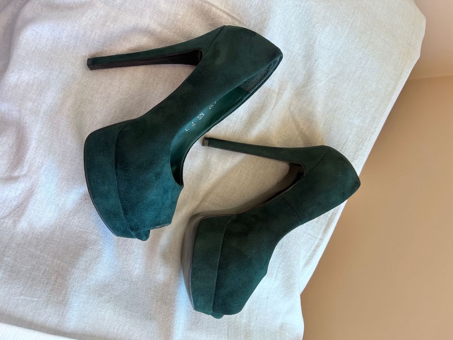 все по 100 тысяч